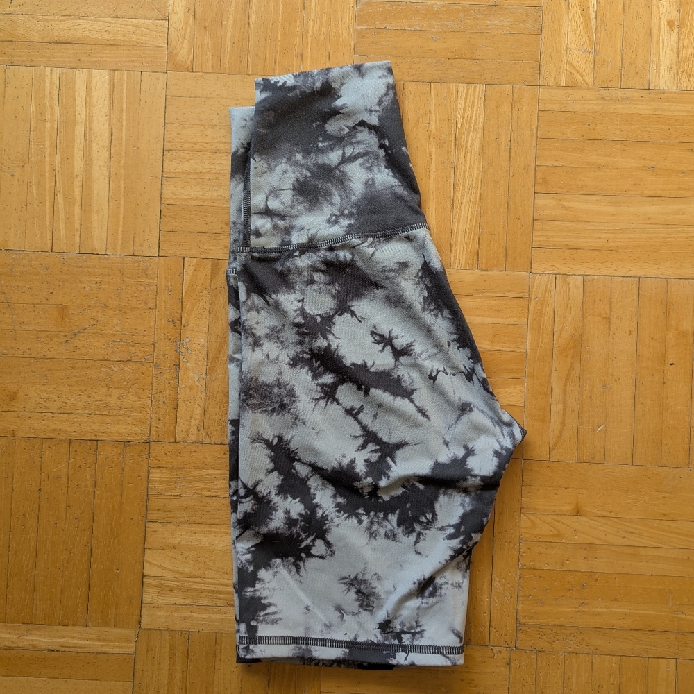 Barre3 8" Biker Short Women's XS